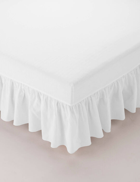 Integrale bedrok met fantasiestrook (wit) Integrale bedrok met fantasiestrook (wit)